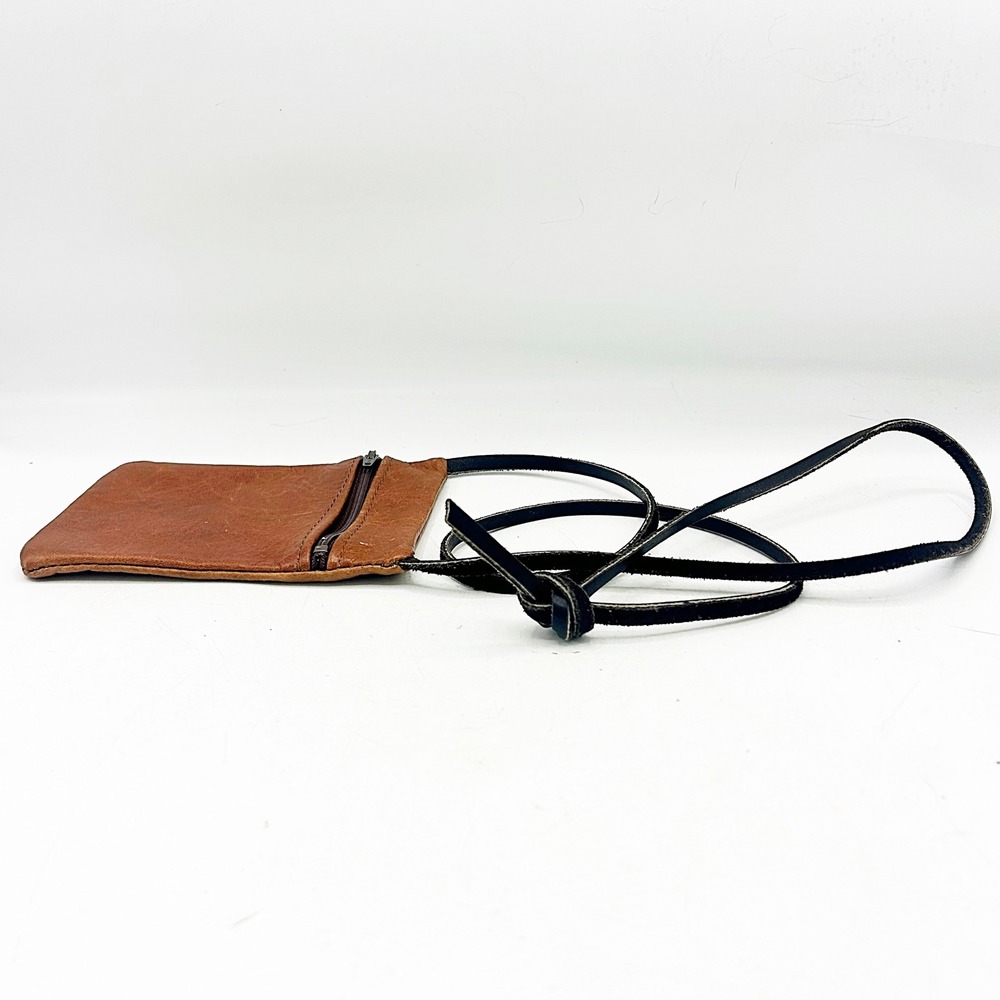 Leather Artisan Small Crossbody Leather Bag Handmade - Picture 4 of 5